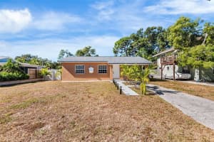 1517 GRAY STREET, ST PETERSBURG, FL 33707 - MLS#MFRO6361107