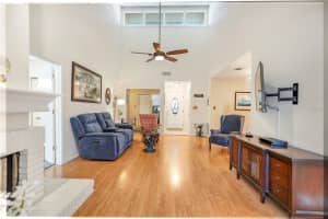 2352 SIERRA LANE, MAITLAND, FL 32751 - MLS#MFRO6361120