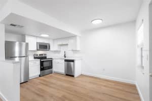 6262 EMERSON AVENUE, ST PETERSBURG, FL 33707 - MLS#MFRO6361142