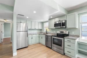 6262 EMERSON AVENUE, ST PETERSBURG, FL 33707 - MLS#MFRO6361143