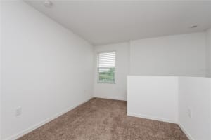 126 HIDDEN LAKE LOOP, HAINES CITY, FL 33844 - MLS#MFRO6361223