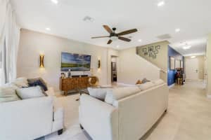 1970 STANDING ROCK CIRCLE, OAKLAND, FL 34787 - MLS#MFRO6361226