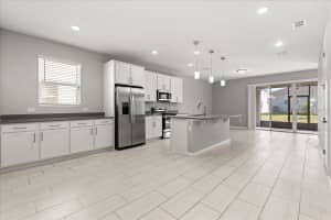 1944 CHICKASAW BOULEVARD, DAVENPORT, FL 33837 - MLS#MFRO6361234