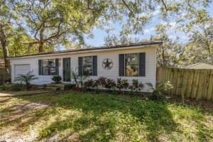 25824 SHAWNEE STREET, SORRENTO, FL 32776 - MLS#MFRO6361277