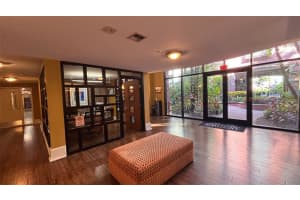 MLS# MFRO6361286, Orlando, Florida 32801