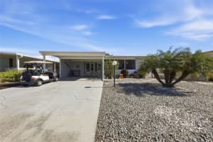 614 Challenger Ave, DAVENPORT