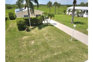 1000 Sw 44th Blvd Okeechobee, FL 34974 - Off Market