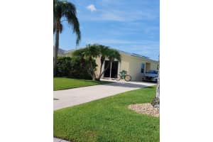 1000 Sw 44th Blvd Okeechobee, FL 34974 - Off Market