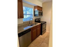 3278 BUMBY AVENUE, ORLANDO, FL 32806 Sold 12/05/25