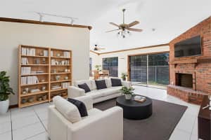 3540 JENNIE JEWEL PLACE, ORLANDO, FL 32806 - MLS#MFRO6361379