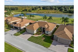 4048 PHOENICIAN WAY, WINTER HAVEN, FL 33884 - MLS#MFRO6361389