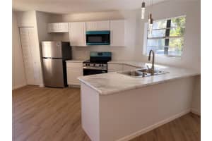 201 FERNWOOD STREET, LEESBURG, FL 34748 - MLS#MFRO6361442