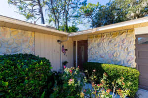 258 CAMBRIDGE DRIVE, LONGWOOD, FL 32779 - MLS#MFRO6361450