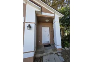 1892 WHITE AVENUE, ORLANDO, FL 32806 - MLS#MFRO6361463