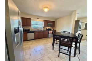 6396 29TH STREET, ST PETERSBURG, FL 33702 - MLS#MFRO6361541