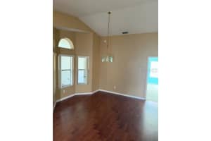 5042 DESOTO WAY, LEESBURG, FL 34748 - MLS#MFRO6361644