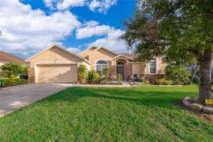 702 VIA BIANCA DRIVE, DAVENPORT, FL 33896 - MLS#MFRO6361752