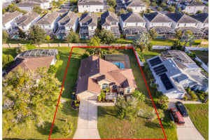 702 VIA BIANCA DRIVE, DAVENPORT, FL 33896 - MLS#MFRO6361752