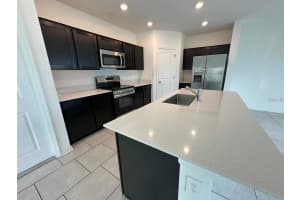 669 REGGIE ROAD, WINTER HAVEN, FL 33884 - MLS#MFRO6361858