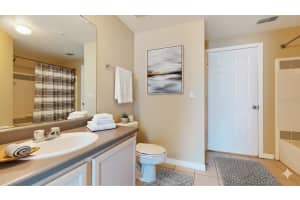 6685 QUEENS BOROUGH AVENUE, ORLANDO, FL 32835 - MLS#MFRO6361995