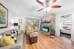 8 WOOD STREET, OVIEDO, FL 32765 - MLS#MFRO6362019