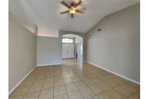 817 HIGHLAND CREST LOOP, LAKE WALES, FL 33853 - MLS#MFRO6362127