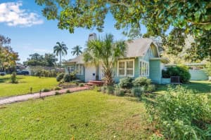 2004 LILY COURT, SANFORD, FL 32771 - MLS#MFRO6362150