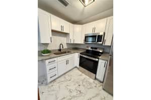 333 GROVE STREET, EUSTIS, FL 32726 - MLS#MFRO6362236