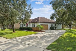 2452 BREEZY MEADOW ROAD, APOPKA, FL 32712 - MLS#MFRO6362280