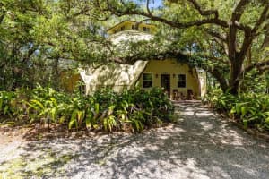 5789 APOPKA VINELAND ROAD, ORLANDO, FL 32818 - MLS#MFRO6362376