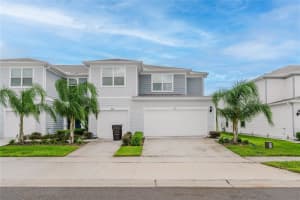 1761 Delightful Dr, DAVENPORT