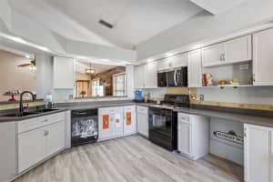 5526 DEEPDALE DRIVE, ORLANDO, FL 32821 - MLS#MFRO6362566