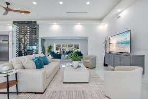 49 INTERLAKEN ROAD, ORLANDO, FL 32804 - MLS#MFRO6362631