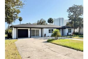 325 BURLEIGH AVENUE, DAYTONA BEACH, FL 32117 - MLS#MFRO6362668