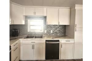 808 53RD AVENUE, BRADENTON, FL 34203 - MLS#MFRO6362683