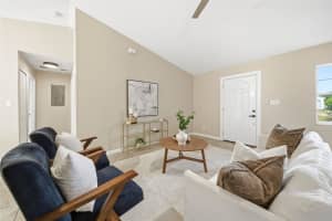 212 15TH STREET, APOPKA, FL 32703 - MLS#MFRO6362768