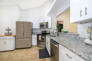 633 HERON BAY DRIVE, ORLANDO, FL 32825 Sold 12/30/25