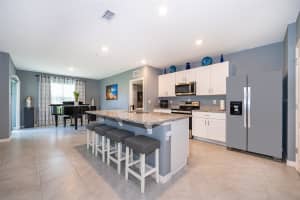 531 EMILY GLENN STREET, DELAND, FL 32724 - MLS#MFRO6362908