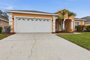 2109 EAGLEVIEW COURT, KISSIMMEE, FL 34746 - MLS#MFRO6363152