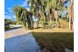 3670 42ND AVENUE, ST PETERSBURG, FL 33714 - MLS#MFRO6363269