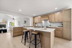 5612 RIDGEWAY DRIVE, ORLANDO, FL 32819 Sold 12/17/25