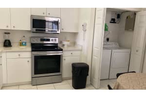 6070 HELICONIA ROAD ROAD, DELRAY BEACH, FL 33484 - MLS#MFRO6363466