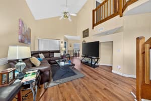 4652 OAK ARBOR CIRCLE, ORLANDO, FL 32808 - MLS#MFRO6363626