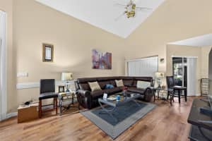 4652 OAK ARBOR CIRCLE, ORLANDO, FL 32808 - MLS#MFRO6363626