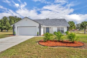 37510 LEGGETT LANE, LADY LAKE, FL 32159 - MLS#MFRO6363656