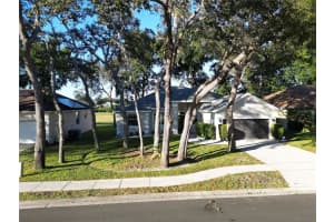 2560 TALL MAPLE LOOP, OCOEE, FL 34761 Sold 12/17/25