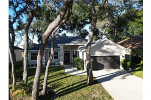 2560 TALL MAPLE LOOP, OCOEE, FL 34761 Sold 12/17/25
