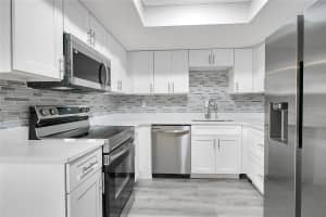 513 FAIRWAYS LANE, OCALA, FL 34472 - MLS#MFRO6363696