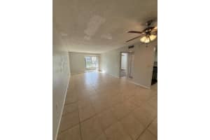 946 LAKE DESTINY ROAD, ALTAMONTE SPRINGS, FL 32714 - MLS#MFRO6363709