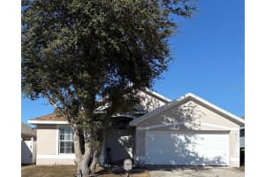 208 Grantham Dr, DAVENPORT